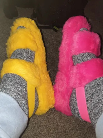 OnlyFans cuenta happyfeetuk header 2