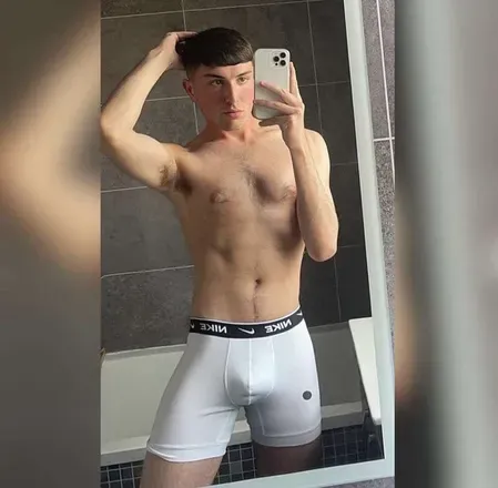 OnlyFans cuenta mickybo5772 avatar 1