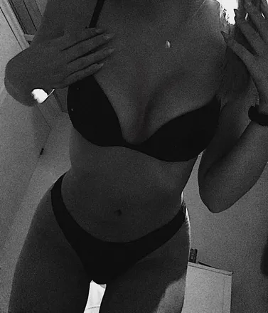 OnlyFans cuenta linnean header 2