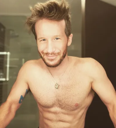 OnlyFans cuenta jakevan14 header 2