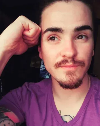 OnlyFans cuenta lil.liam94 avatar 1