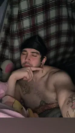OnlyFans of girlboyaurora