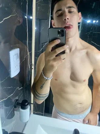 OnlyFans cuenta juanv007 avatar 1
