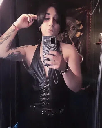 OnlyFans cuenta mflowers99 avatar 1