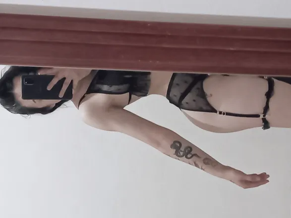 OnlyFans cuenta hot_ah header 2