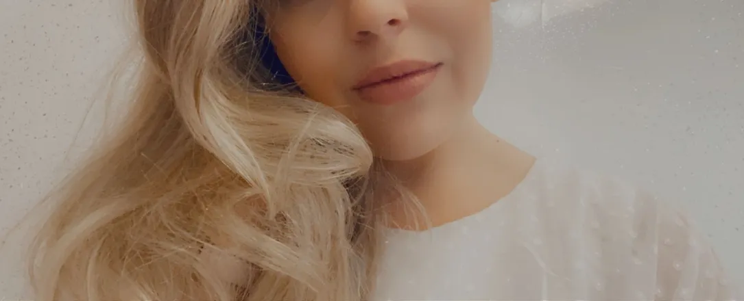 OnlyFans cuenta naughtybuttnicegirl header 2