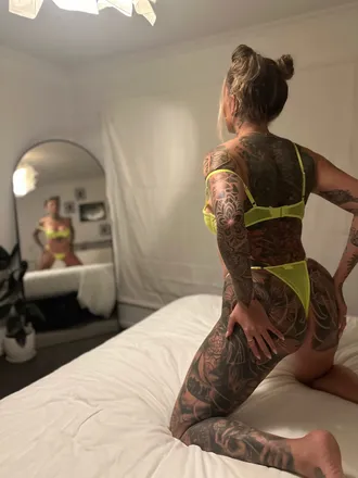 OnlyFans cuenta coochieon10 header 2