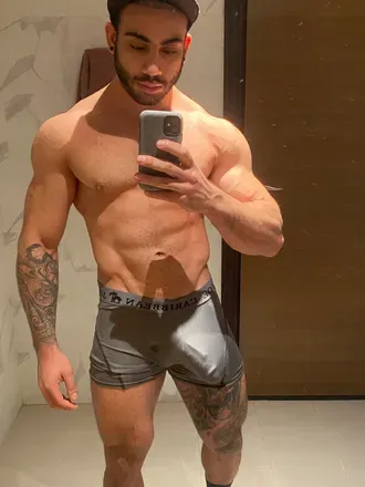 OnlyFans cuenta trojanhorsecock9inches header 2