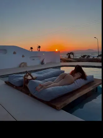 OnlyFans cuenta lucyxvip header 2