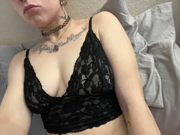 OnlyFans cuenta mommyxolive header 2