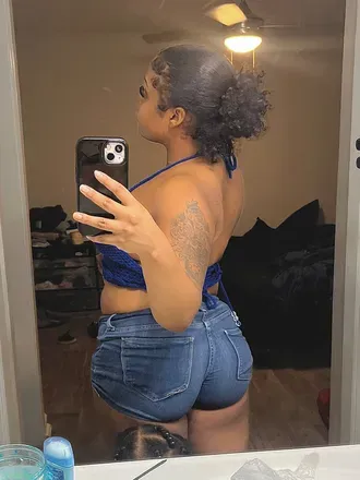 OnlyFans cuenta yourfavmorena avatar 1
