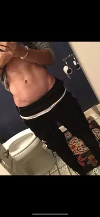 OnlyFans account  squilly79 avatar 1