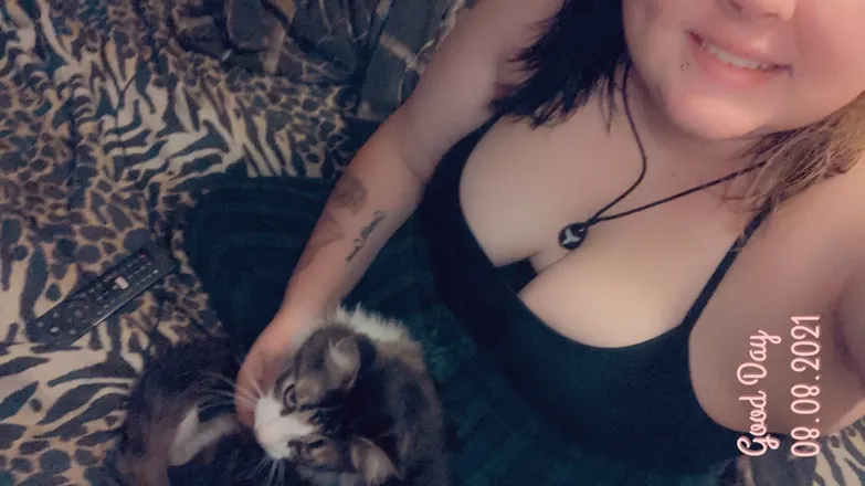 OnlyFans cuenta beautifullychubby01 header 2
