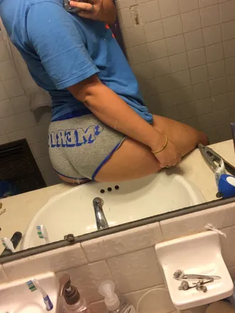 OnlyFans account  skye_skyelynn header 2