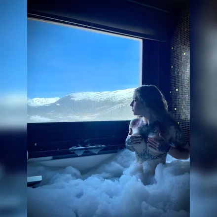 OnlyFans cuenta milare header 2