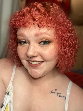 OnlyFans cuenta foxyred0816 avatar 1