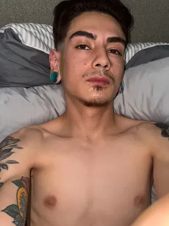 OnlyFans account  makeherc_m avatar 1
