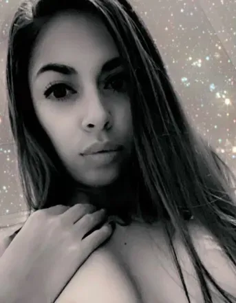 OnlyFans cuenta loveablelatinlizzie avatar 1