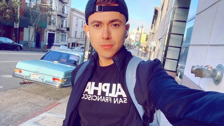 OnlyFans cuenta valentino2390 avatar 1