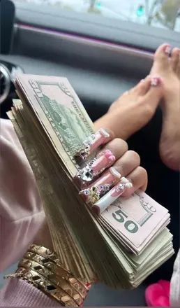 OnlyFans cuenta kay3hunnid header 2