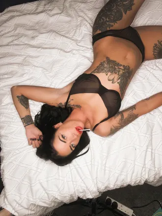 OnlyFans cuenta princeypiefree header 2