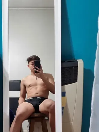 OnlyFans cuenta latindarek avatar 1