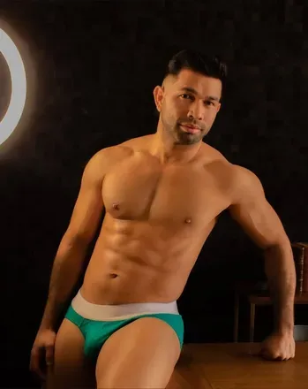 OnlyFans cuenta elias1704c avatar 1