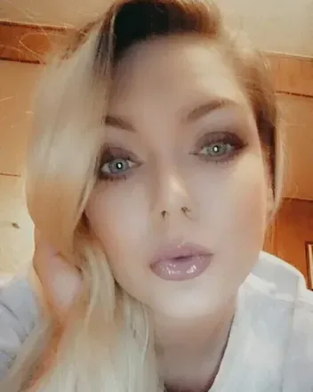 OnlyFans cuenta jenniunique avatar 1