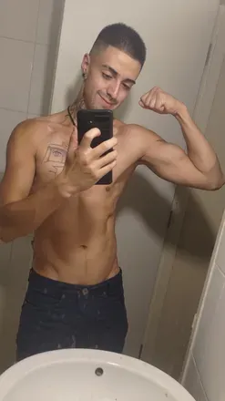 OnlyFans account  kennettvg avatar 1