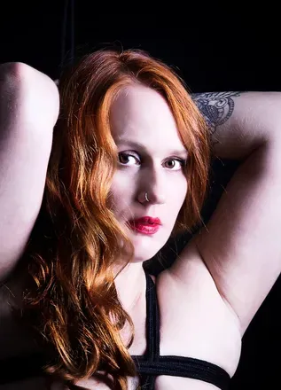 OnlyFans cuenta ginger_hotwife avatar 1