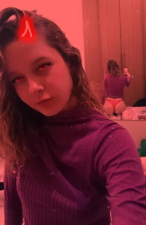 OnlyFans cuenta g1ng3r_madison header 2