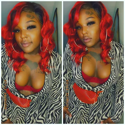 OnlyFans account  moet1997 header 2