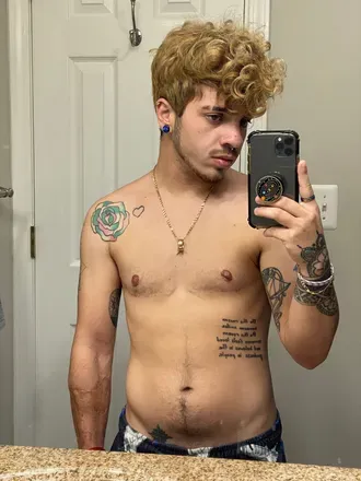 OnlyFans account  justsomeftm avatar 1