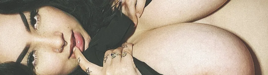 OnlyFans cuenta theangelicsuccubus header 2