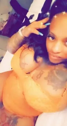 OnlyFans cuenta komorique header 2