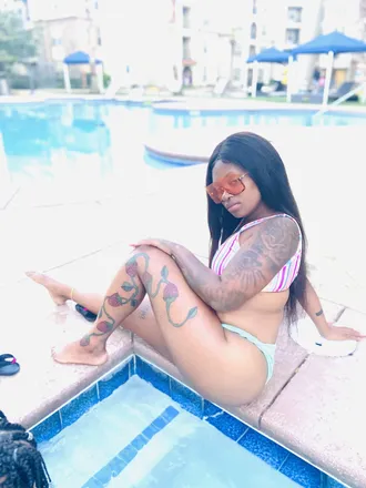 OnlyFans cuenta shortcak header 2