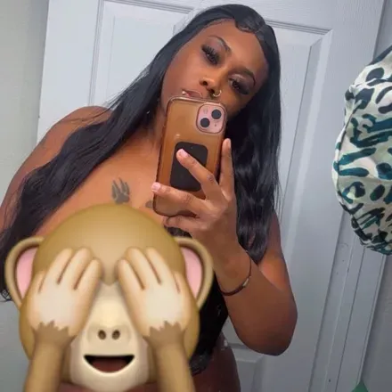OnlyFans cuenta theoneandonlymsred avatar 1