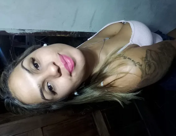 OnlyFans account  maylen01 header 2