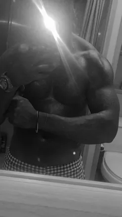 OnlyFans cuenta keemtank1 header 2