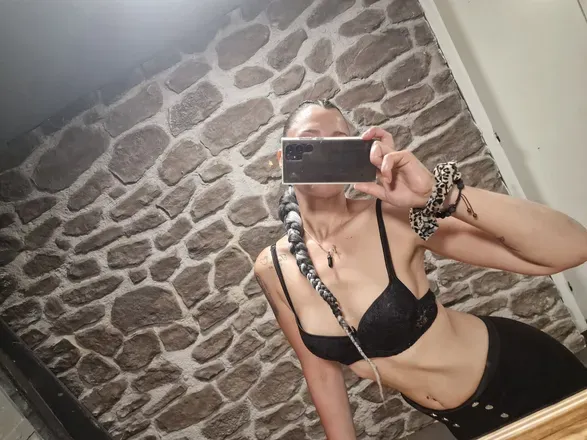 OnlyFans cuenta la_moremiisskiity avatar 1