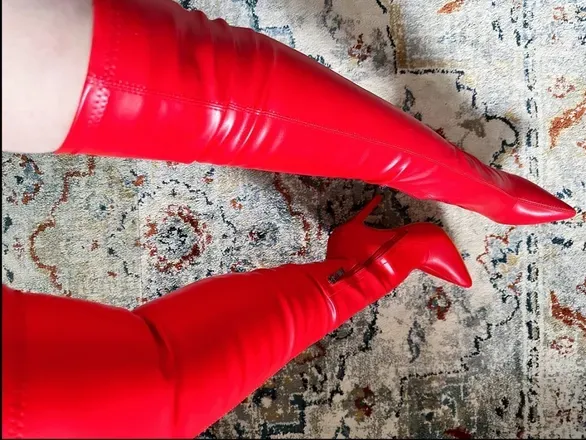 OnlyFans cuenta feetcandygirl header 2