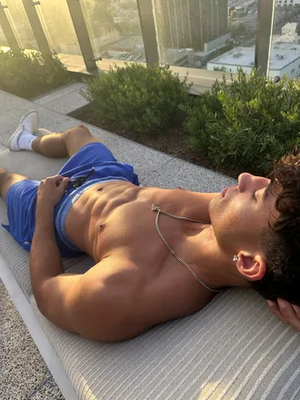 OnlyFans cuenta efbnwfdionewoi header 2