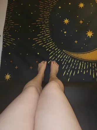 OnlyFans account  myprettyfeet27jen header 2