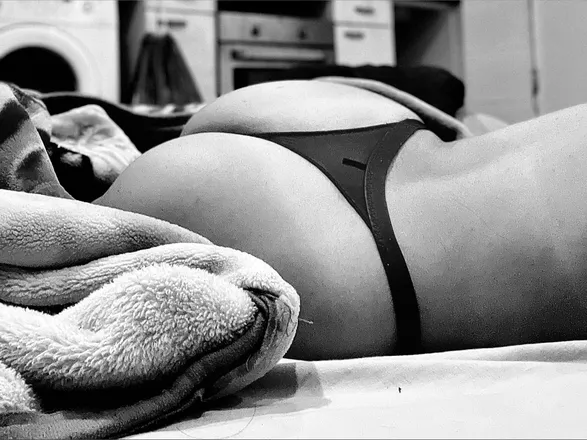 OnlyFans cuenta lequeen23 header 1