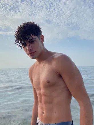OnlyFans cuenta simonen0t0 avatar 1