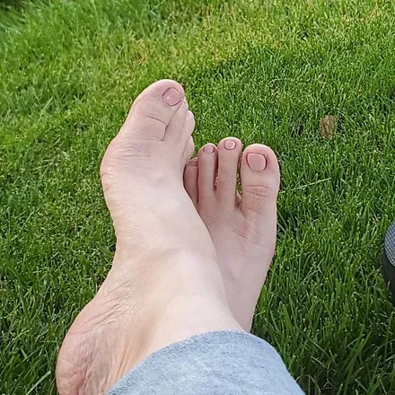 OnlyFans cuenta palepinkcoco.footmodel avatar 1