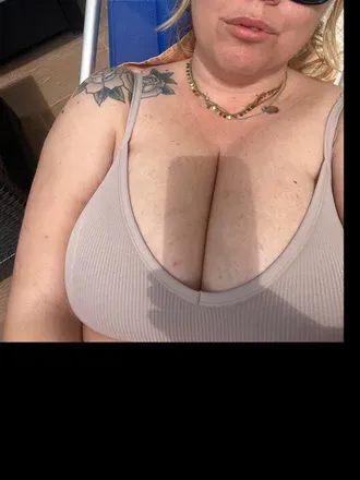 OnlyFans cuenta italian.curves avatar 1