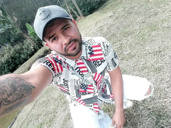 OnlyFans cuenta heyheycesar avatar 1