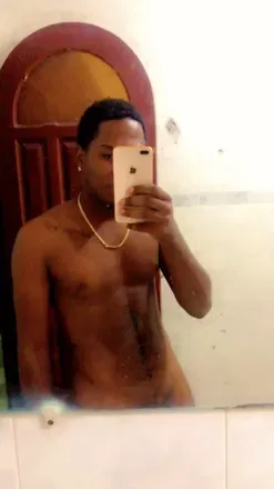 OnlyFans cuenta thegretty_19 avatar 1