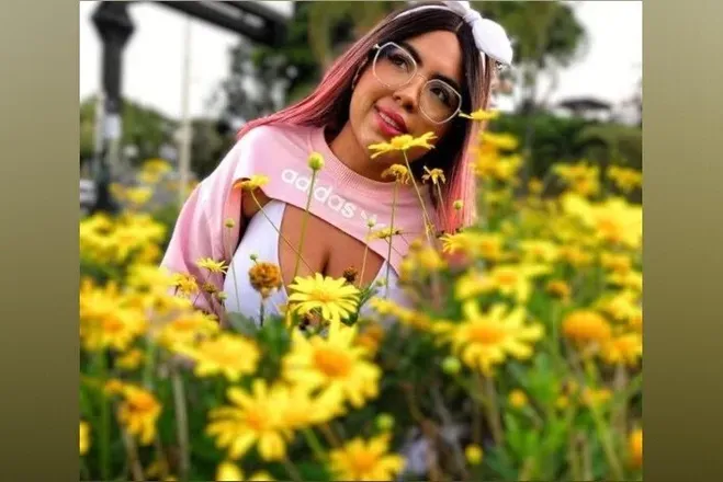 OnlyFans cuenta xararouxxx header 2